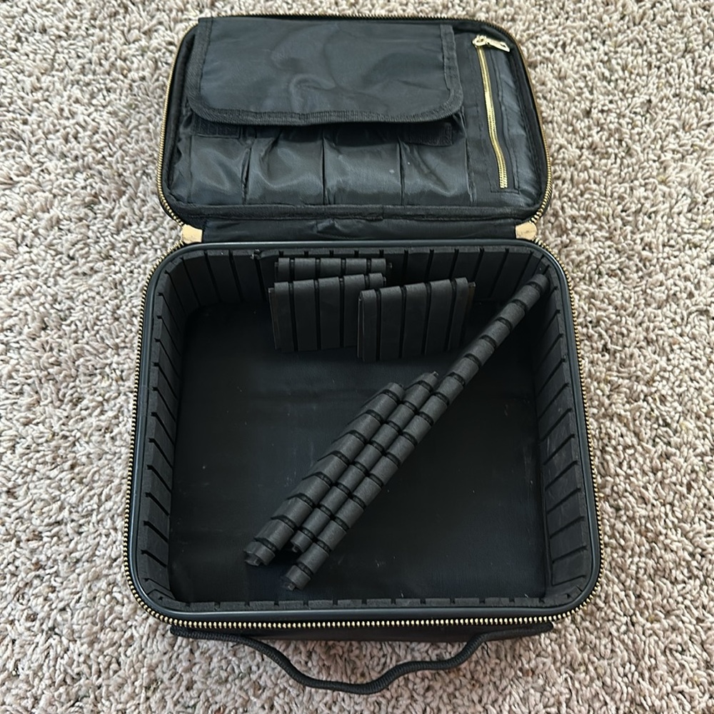 Make up accessory case - Picture 4 of 6